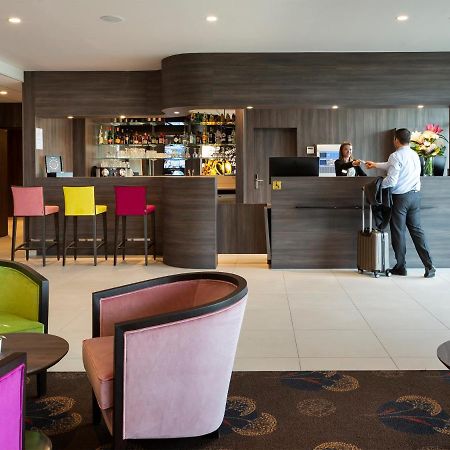Hotel Roi Soleil Prestige Plaisir - St Quentin Екстер'єр фото
